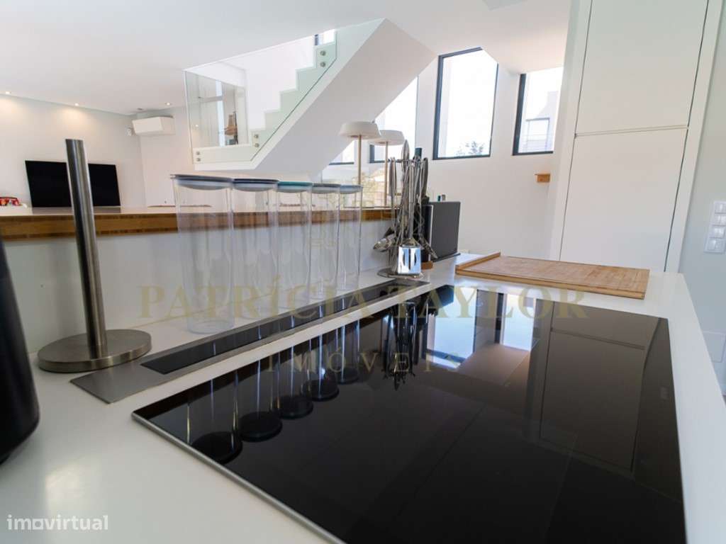 Moradia T3 a venda em Tires-24