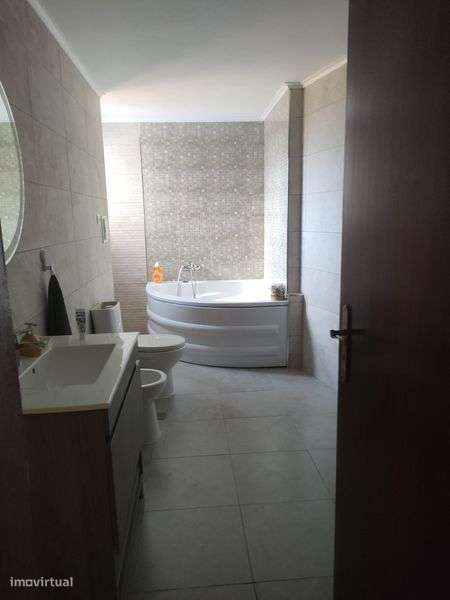 Venda de quintinha isolada - Grande imagem: 5/12