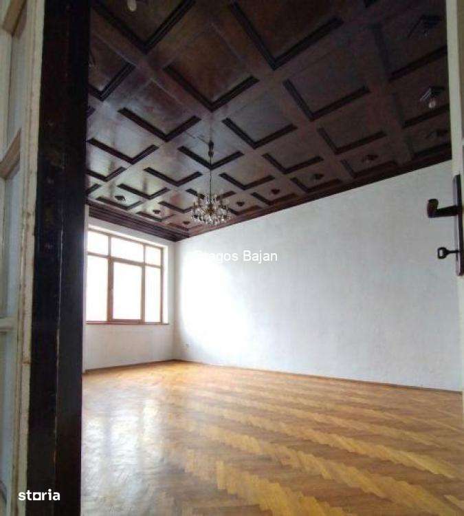 Superb // 3 camere in vila // Foisor