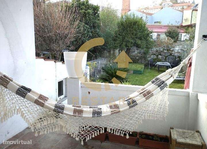 Moradia T3 Renovada com Jardim em Campanhã – Porto-23