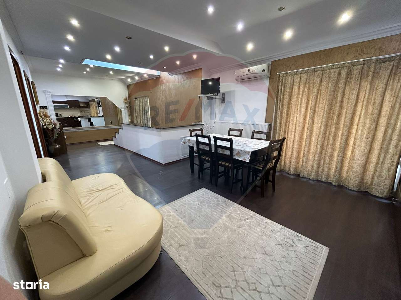 Apartament cu 3 camere de închiriat, str.Tudor Vladimirescu - Imagine principală: 1/7