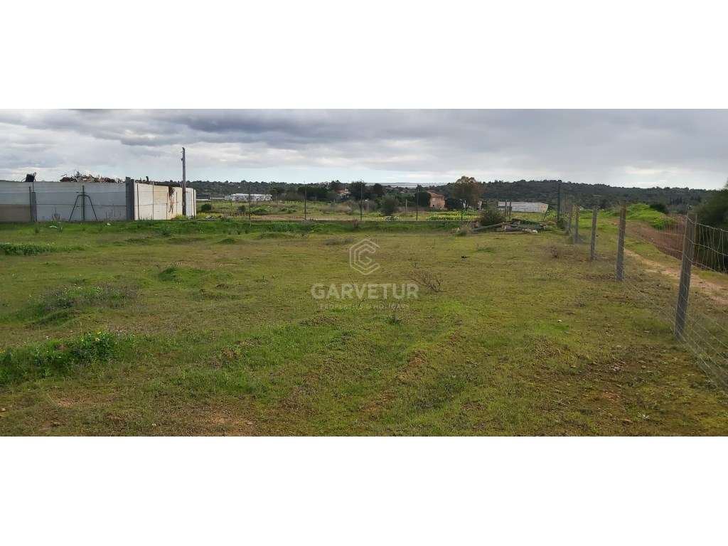 Terreno rústico em zona industrial, Algoz, Algarve - Grande imagem: 5/16