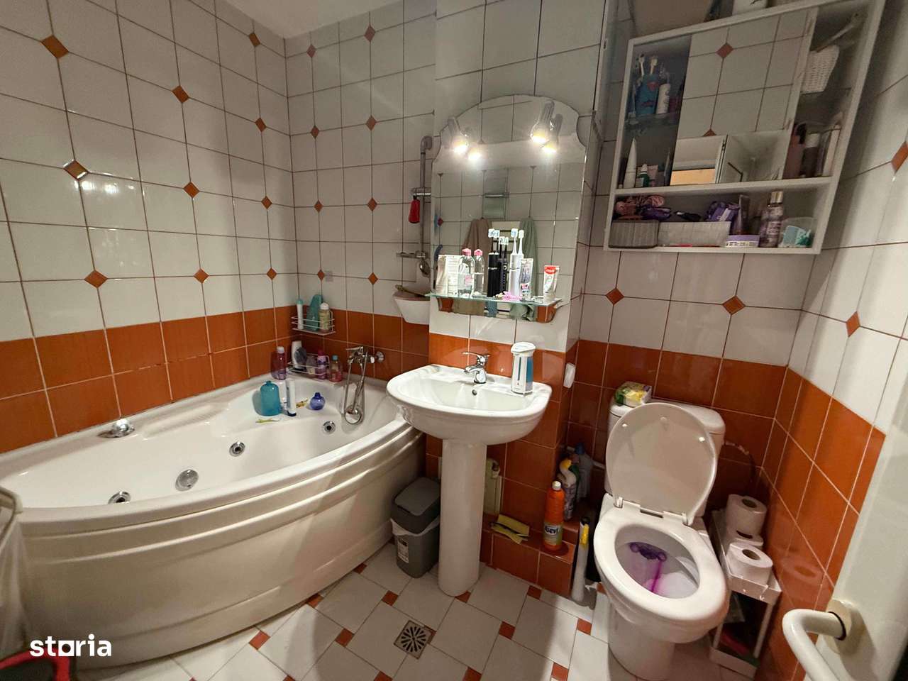 De vânzare apartament 3 camere zona Calea Călărașilor-Tribunal - Imagine principală: 4/7