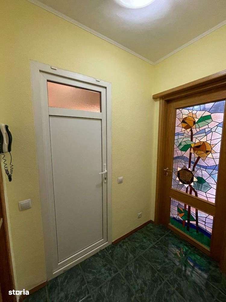 Garsoniera ultracentral, mobilata complet, etaj 3, bloc solid, parc - Imagine principală: 5/12