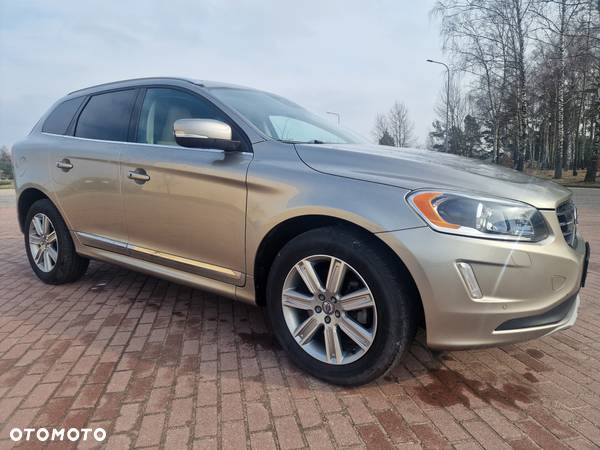 Volvo XC 60 - 8