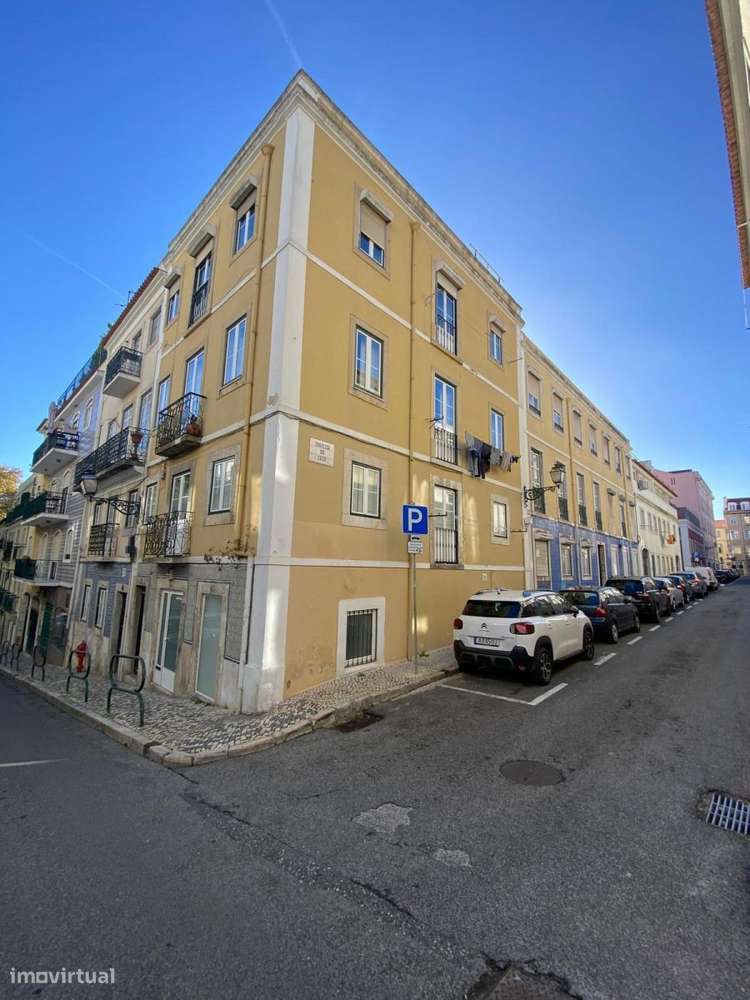 Apartamento T2 com vista, Príncipe Real, Lisboa-25