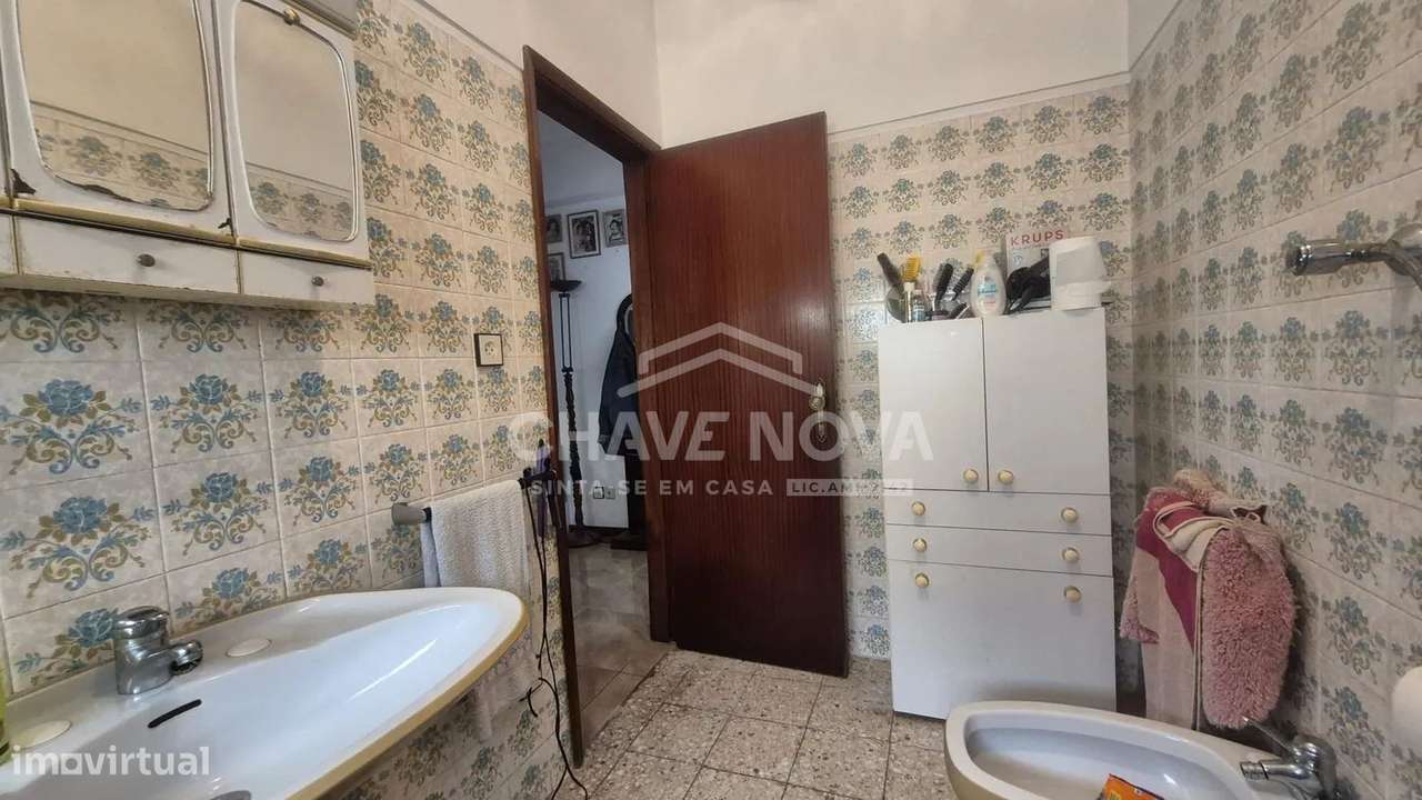 Andar Moradia T3 c/garagem e Terraço em Valadares-15