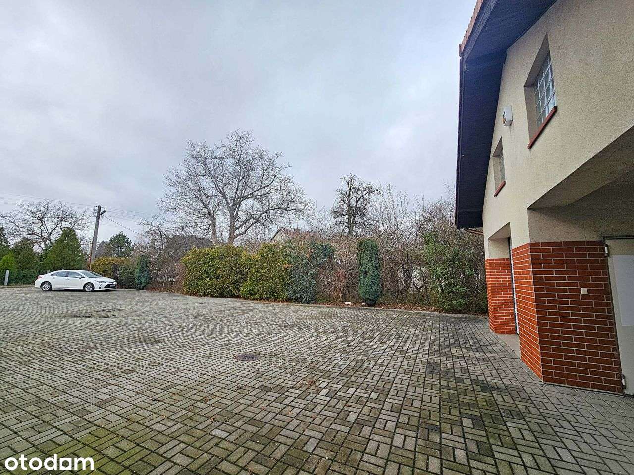 Sprzedam Obiekt biurowy i handlowo - usługowy w Op - Pełny obrazek: 4/5