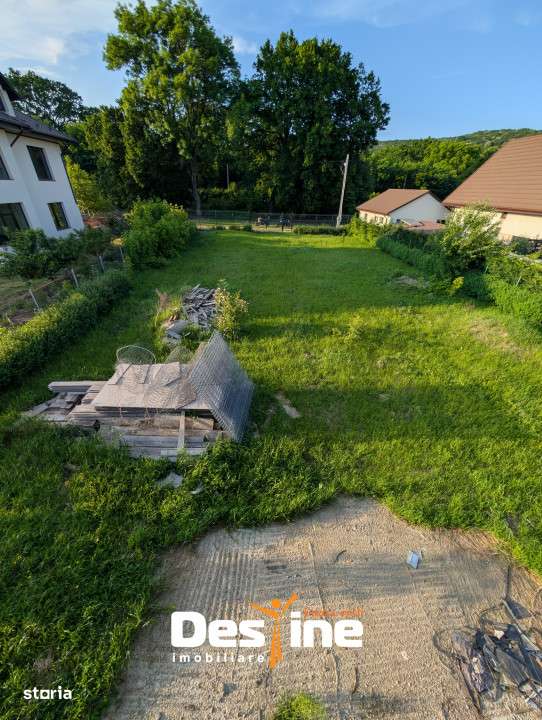 Dobrovat - Casa la Rosu P+1+Pod 129 mp Utili 1000 mp Teren - Imagine principală: 5/18
