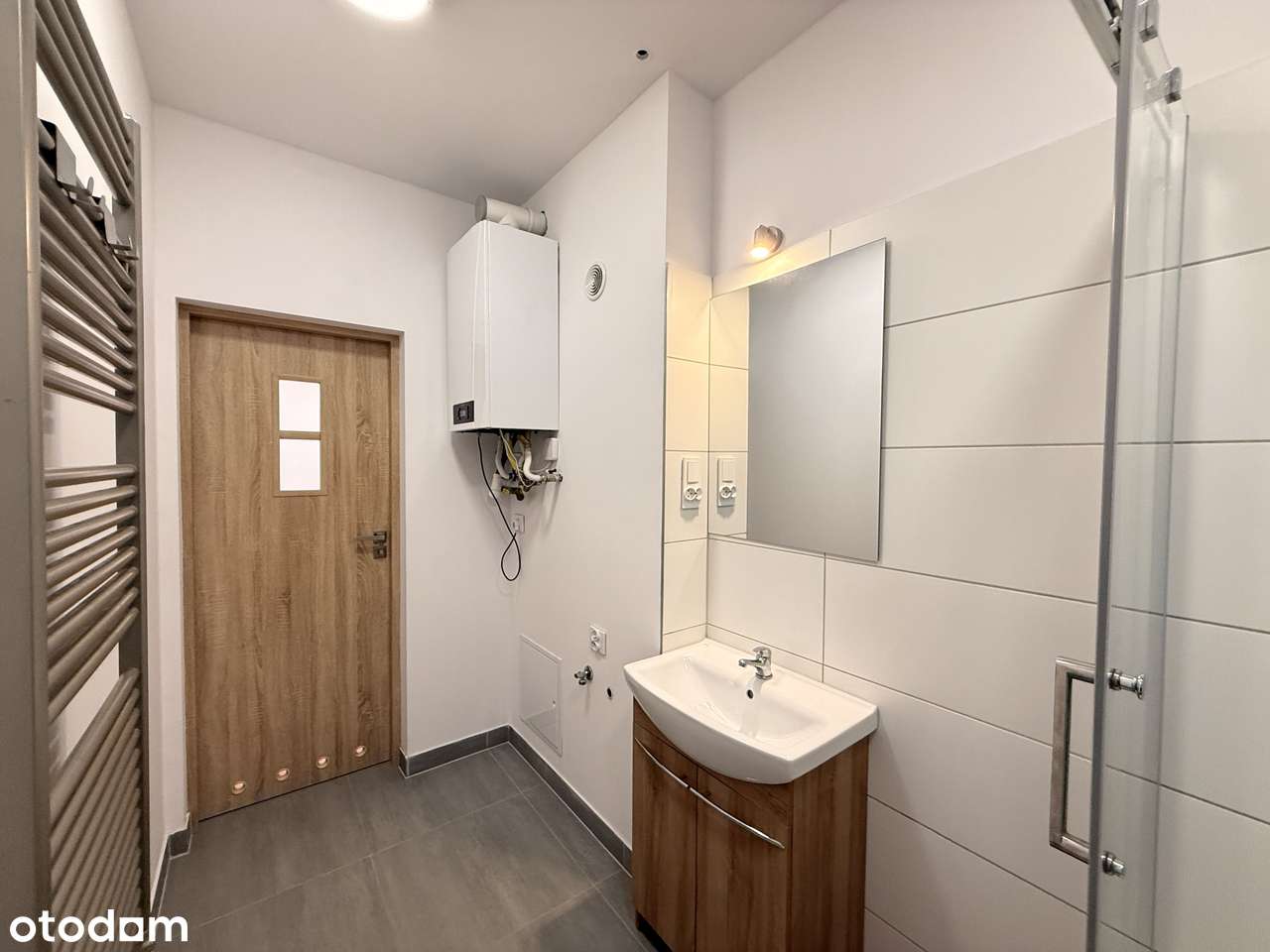 Duże mieszkanie w stylowej kamienicy-16