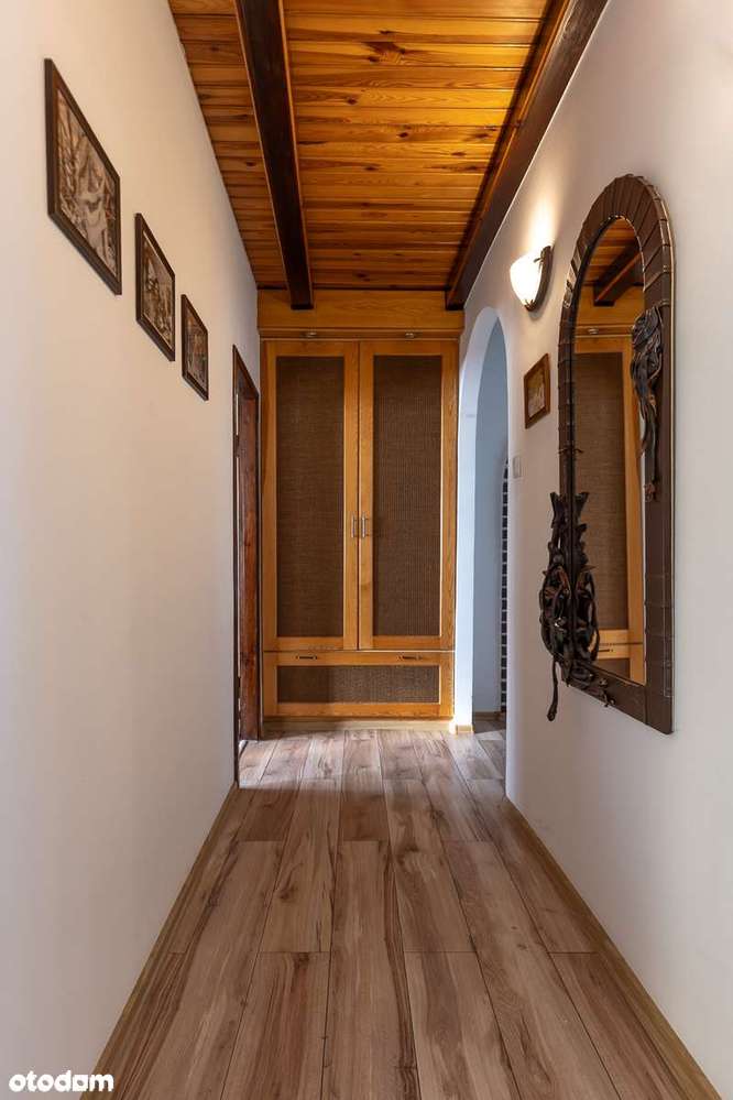 Przestronny dom na Osiedlu Kwiatowym Fotowoltaika Pompa ciepła 3garaże-15