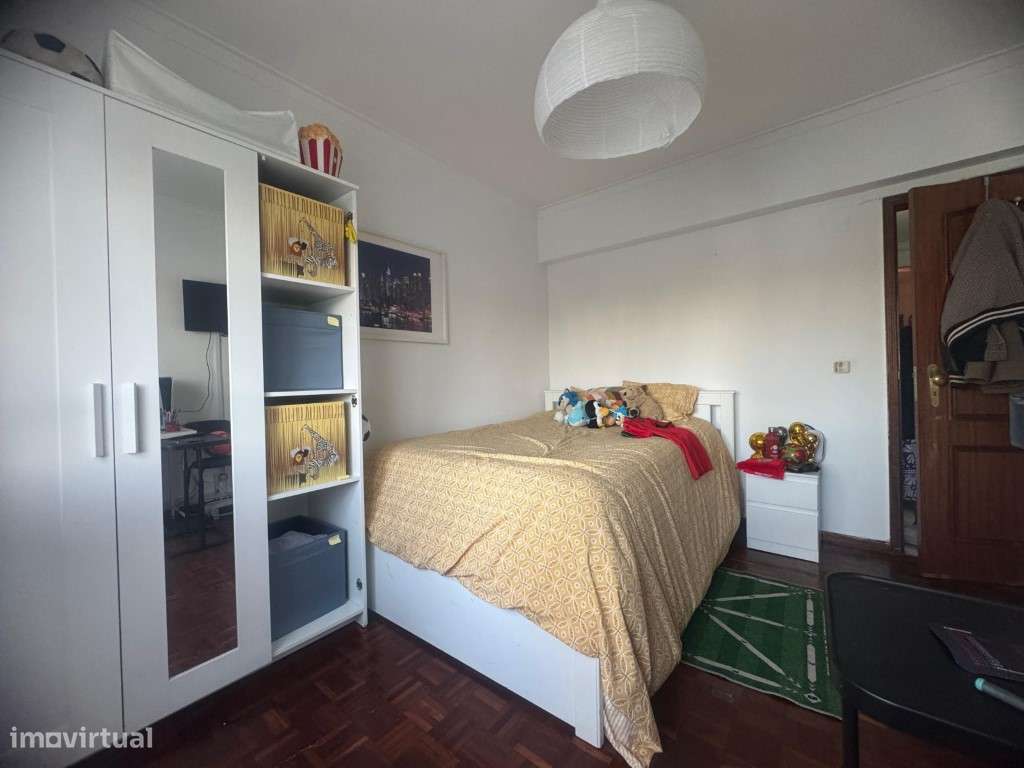 APARTAMENTO T3 - NA RUA CORREIA GARÇÃO - ODIVELAS-26