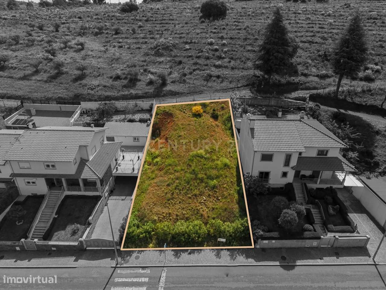 Terreno no Loteamento Mira Bragança, para uma Moradia Geminada - Grande imagem: 2/10