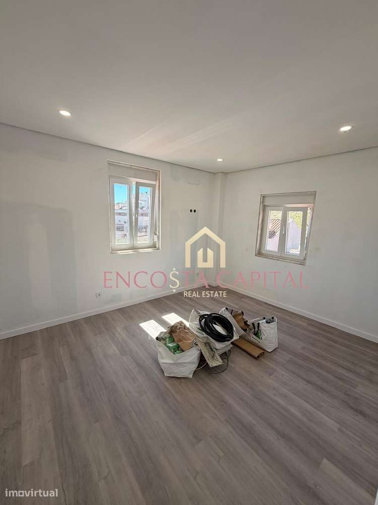 Apartamento T2 Agualva-Cacém-8