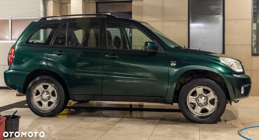 Toyota RAV4 - 2