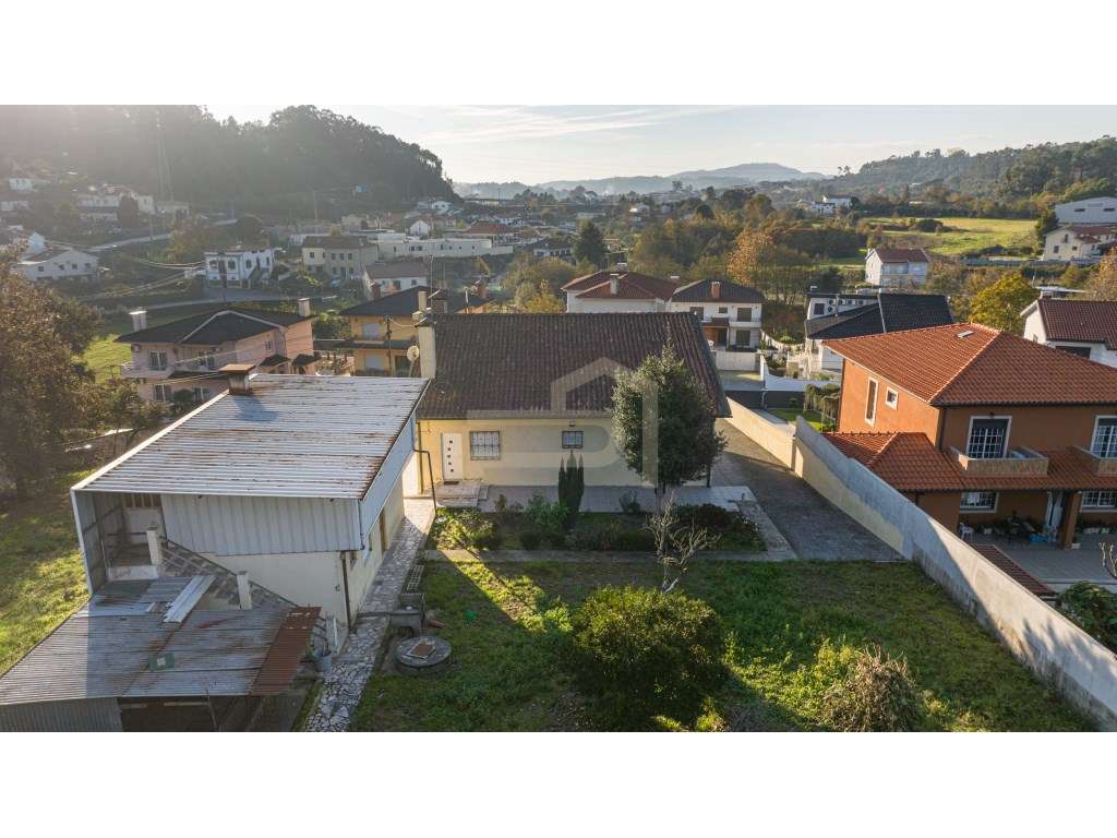 Moradia T4 em Lomar, Braga-4