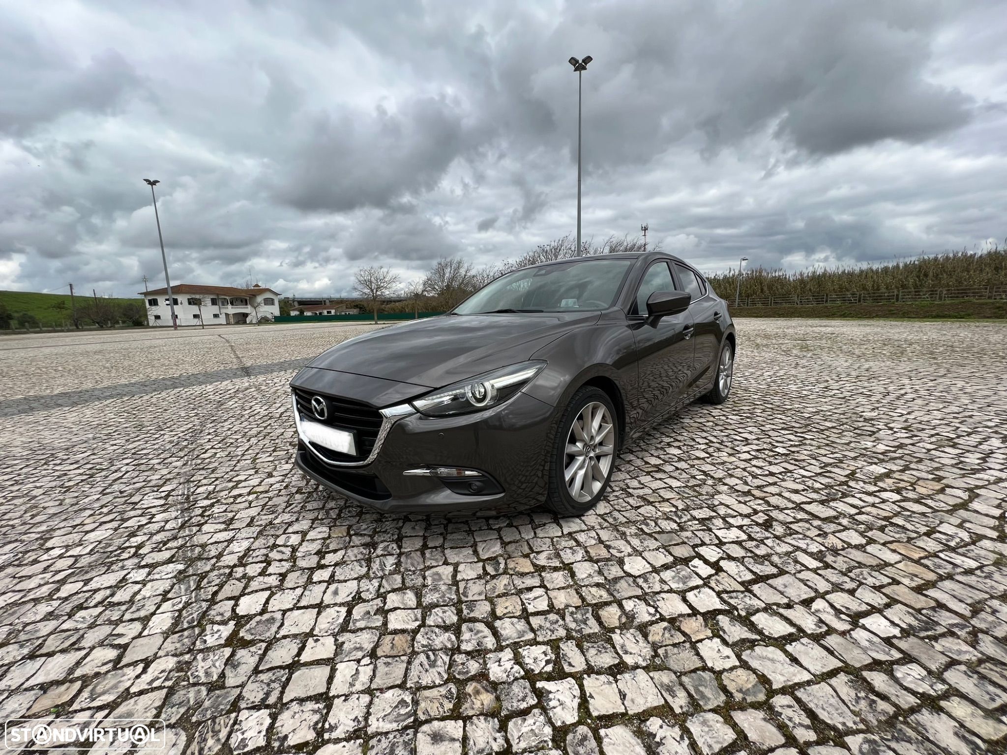 Mazda 3 1.5 Sky-D Excellence Navi - 1