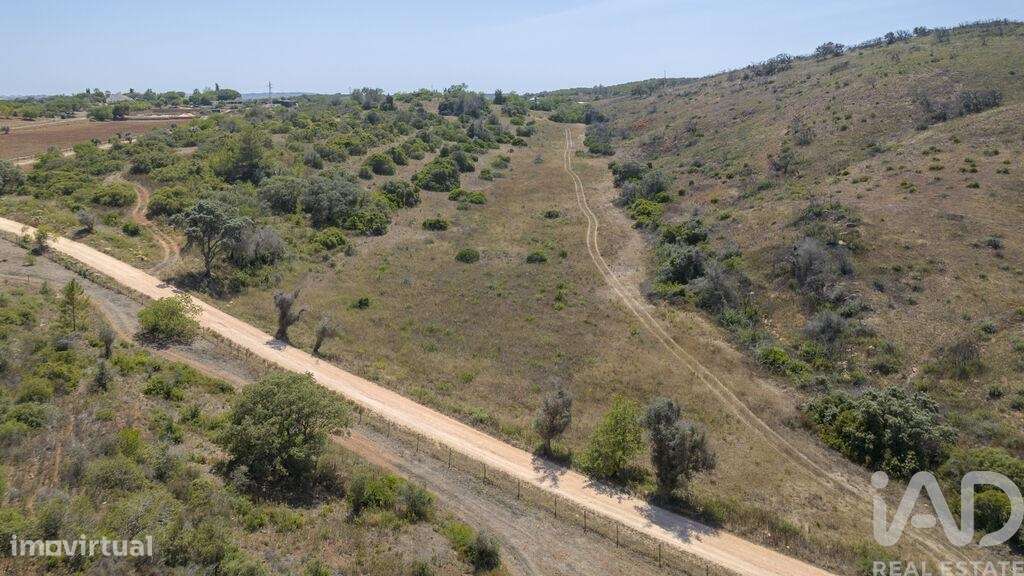 Terreno T4 em Mexilhoeira Grande de 236,00 m2 - Grande imagem: 5/21