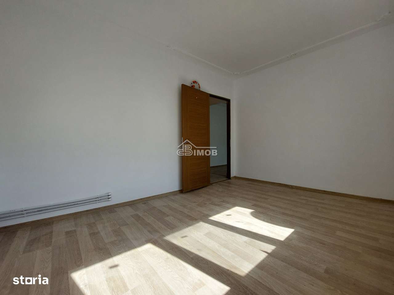 Extrem de luminos - Imagine principală: 4/7