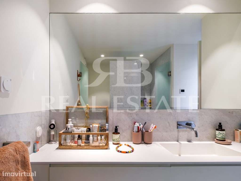 T3 duplex com VISTA + TERRAÇOS + PISCINA + GARAGEM em São Vicente -...-9