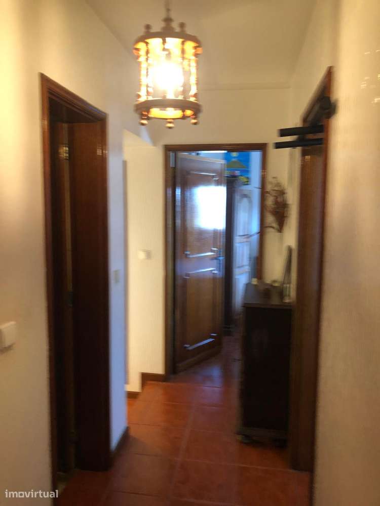 Moradia T4 com garagem e jardim em Póvoa de Varzim-8