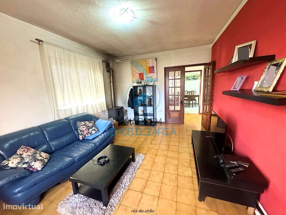 Moradia bifamiliar T4+T1 – terreno, poço, garagem – Anta-29