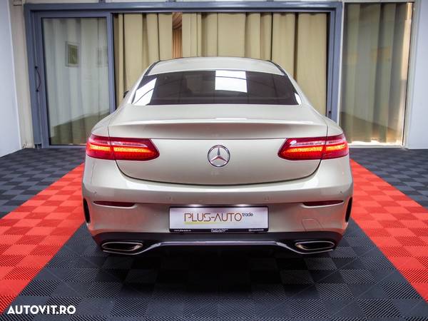 Mercedes-Benz E 400 Coupe 4MATIC Aut. - 8