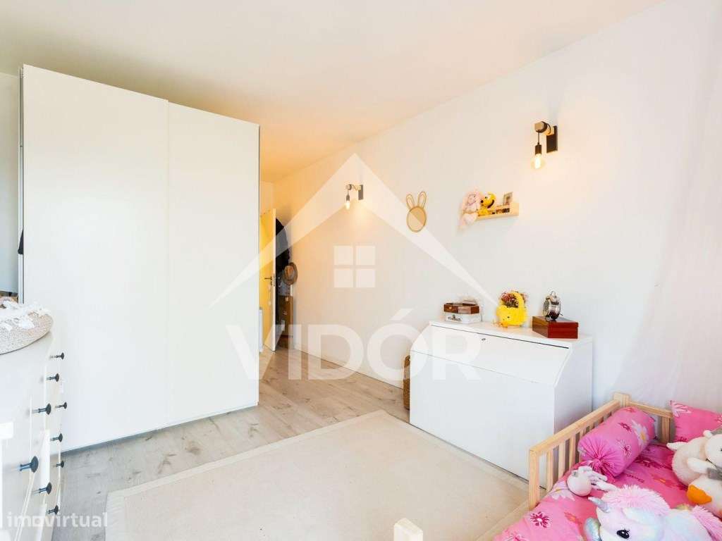 T2 com 130 m² | 105 m² de Área Privativa + Garagem e Arrumos-15