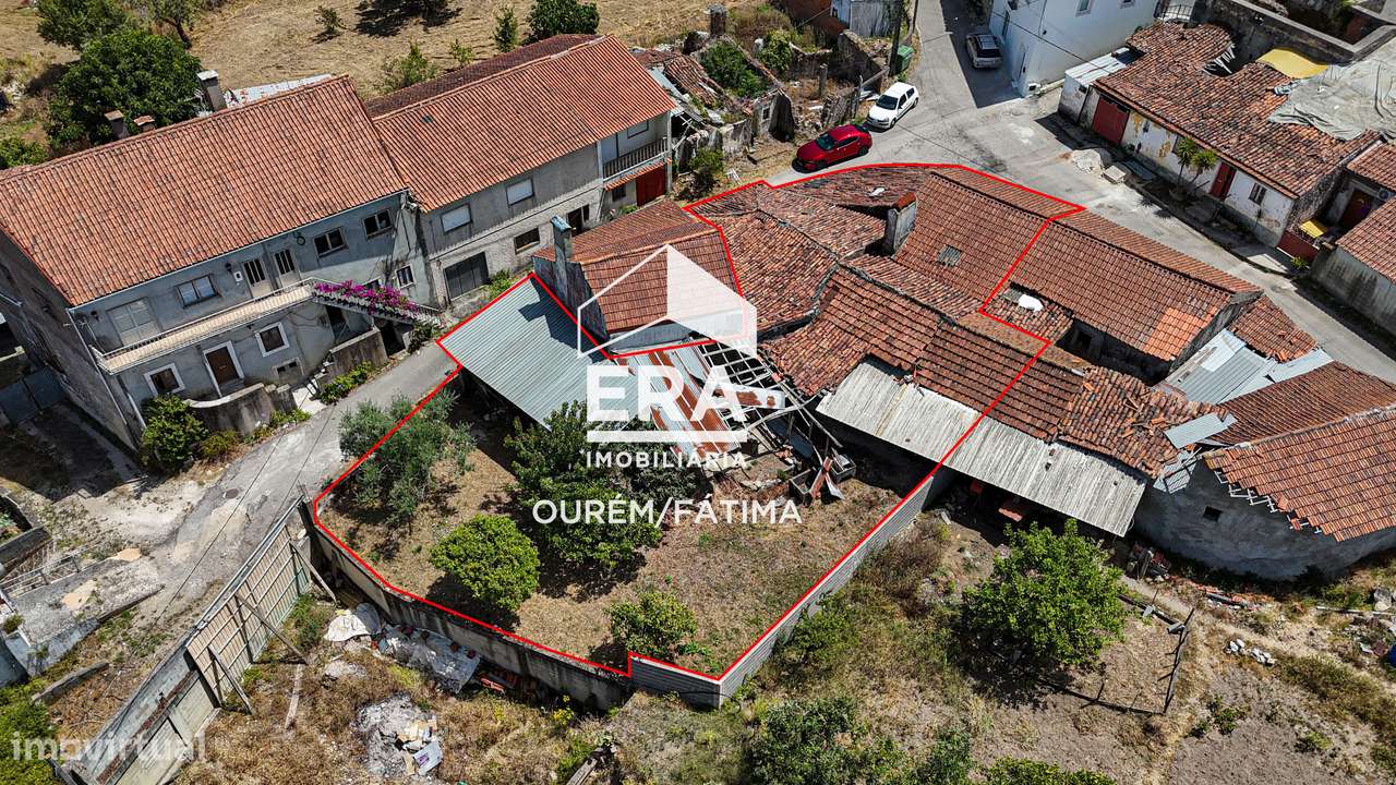 Moradia T3 para reconstrução em Vilar dos Prazeres-23