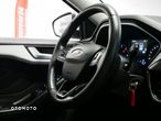 Ford Focus - 32