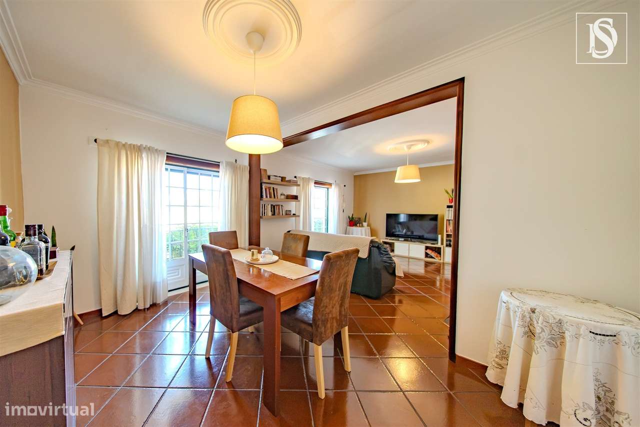 Apartamento T4 c/ Garagem-6