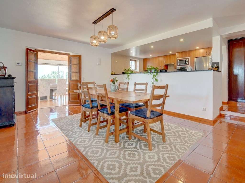 Moradia T2+3 com jardim e vista mar na Azóia, Sintra-9