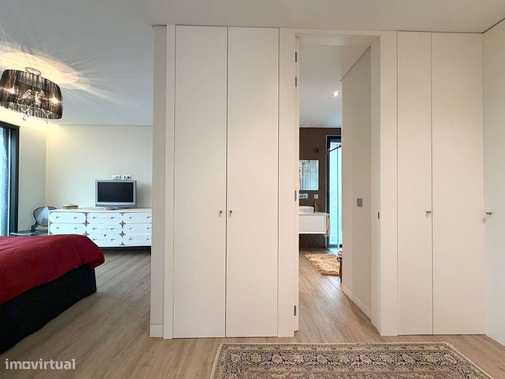 Moradia T4+1 moderna à venda em Picheleiros, Azeitão-28