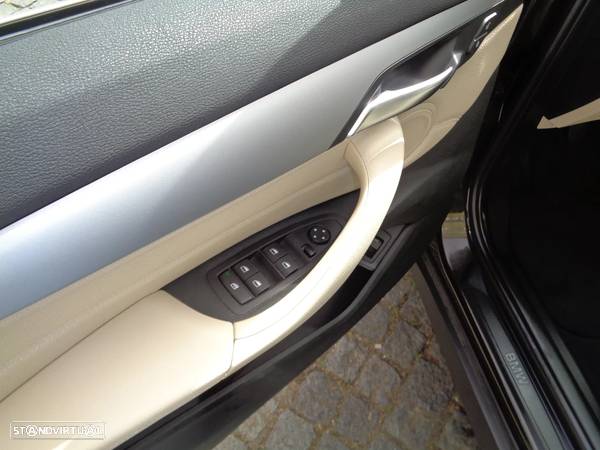 BMW X1 16 d sDrive Line xLine - 11