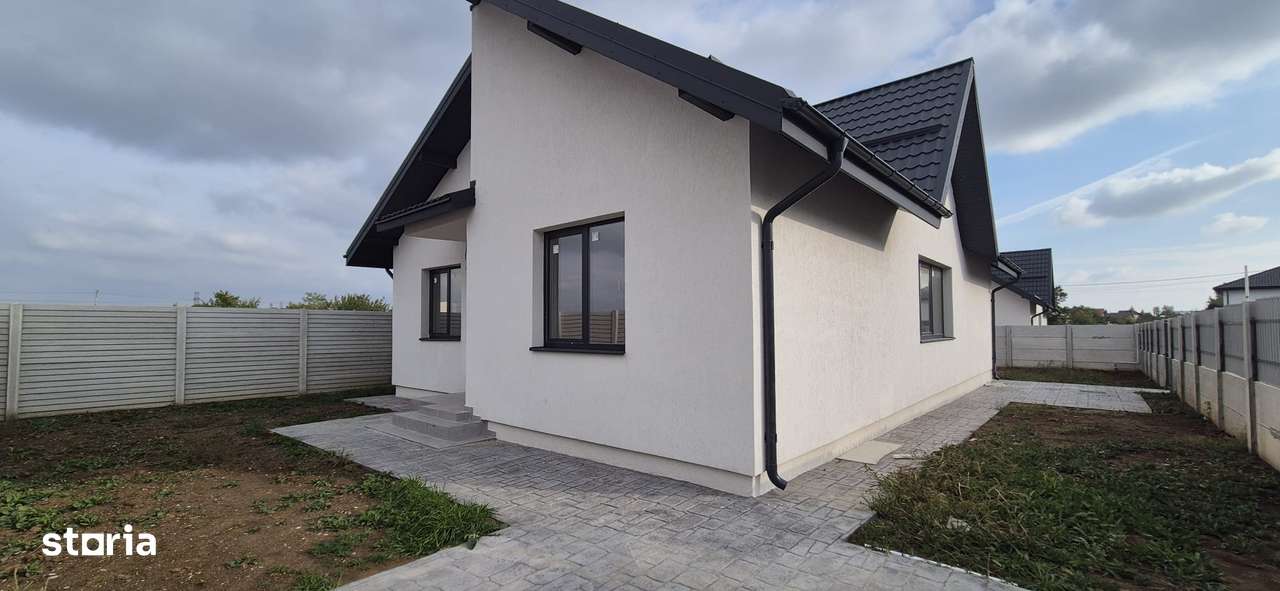 Domnesti, Casa Parter 4 Camere 130mp, Teren 413 MP La Cheie 165 000 € - Imagine principală: 4/20