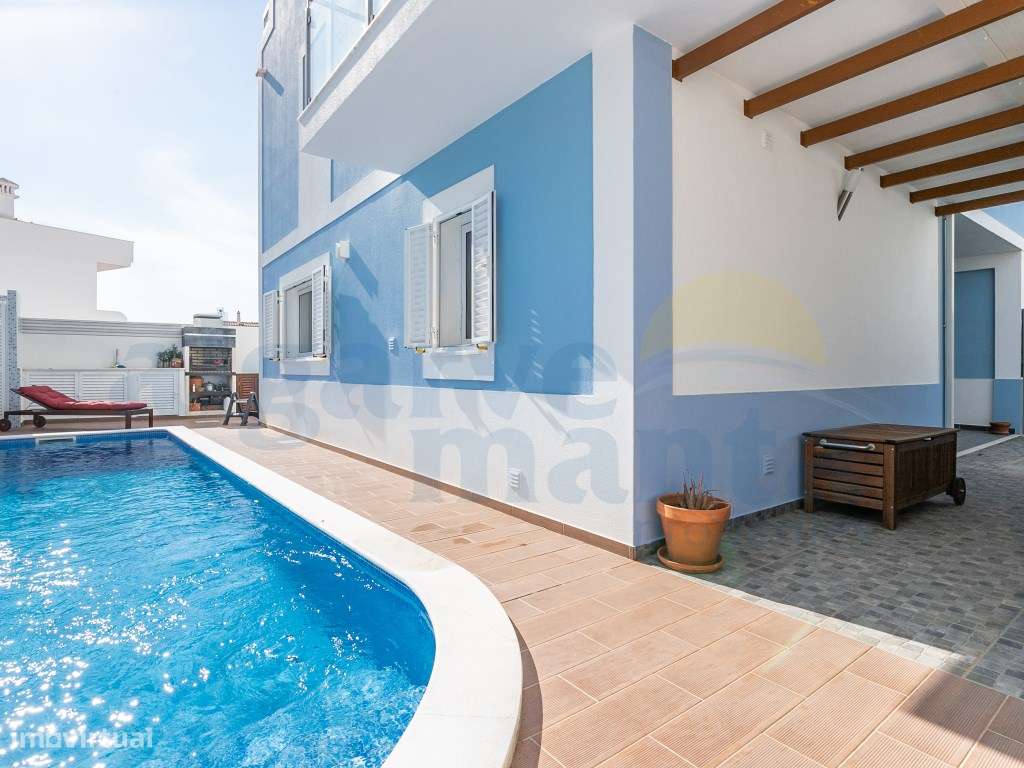 Moradia T4 com Piscina Privada, sita num condomínio fechado em Mant... - Grande imagem: 5/46