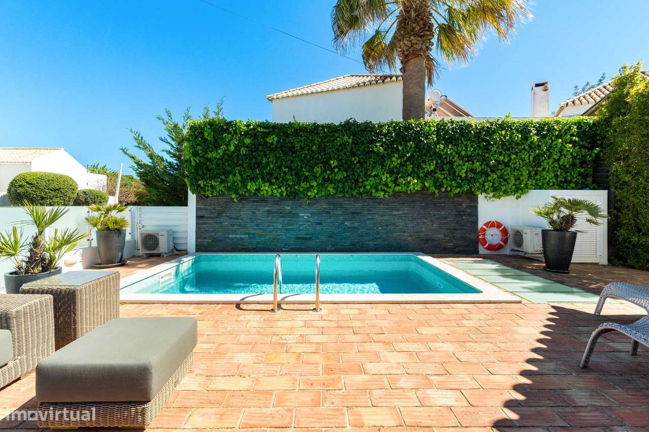 Casa elegante de 2 quartos com piscina, perto de Guia-43