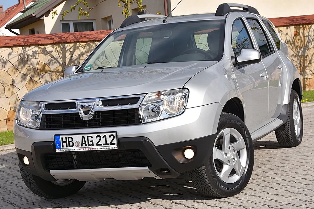 Dacia Duster I 1.6 SCe Laureate S&S 2013