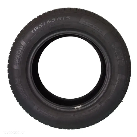 OPONY ZIMOWE SAVA ADAPTO HP 195/65R15 91H M64 - 2