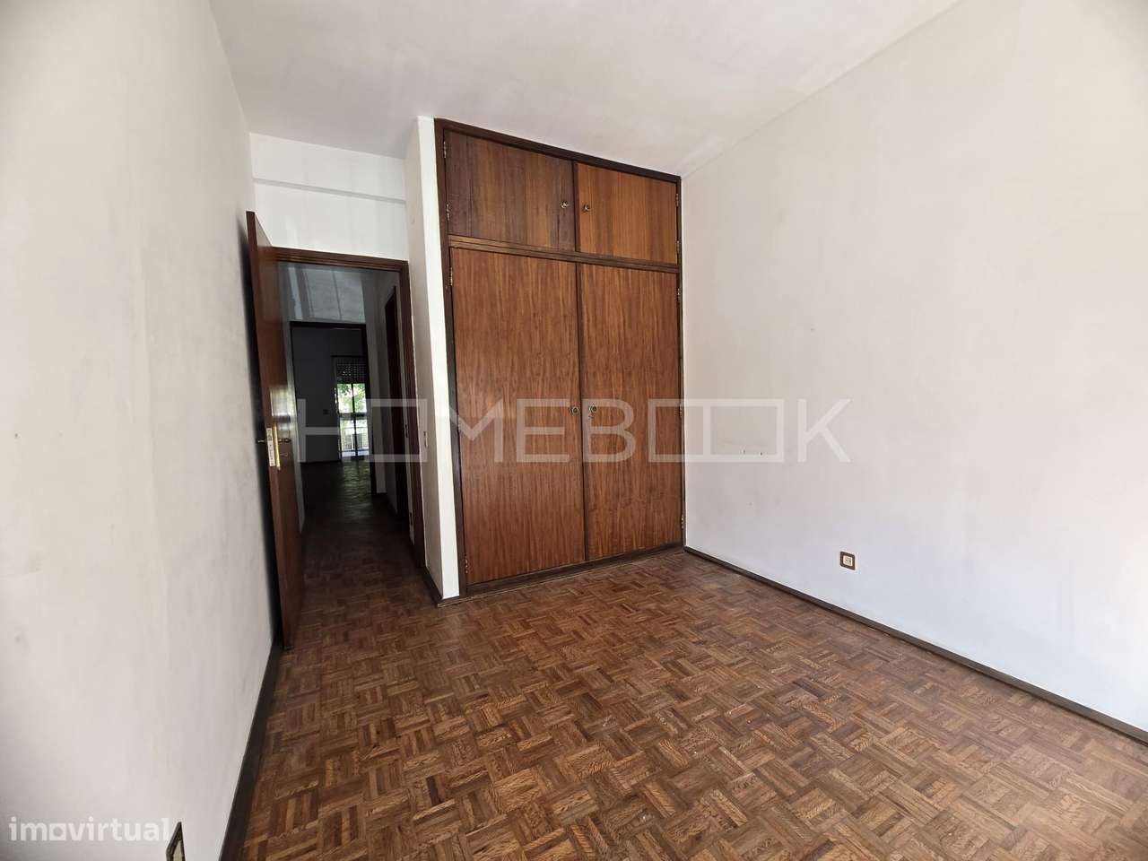 Apartamento T3  em Setúbal com varanda-16