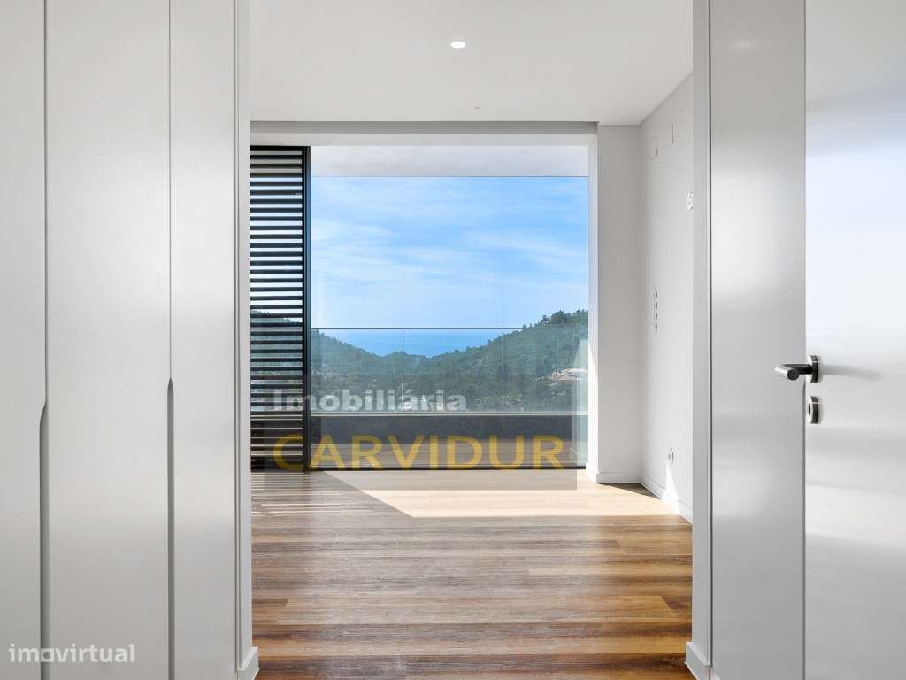 Moradia T5 de Luxo com Piscina Infinita ,Campo de Padel e Elevador ...-17