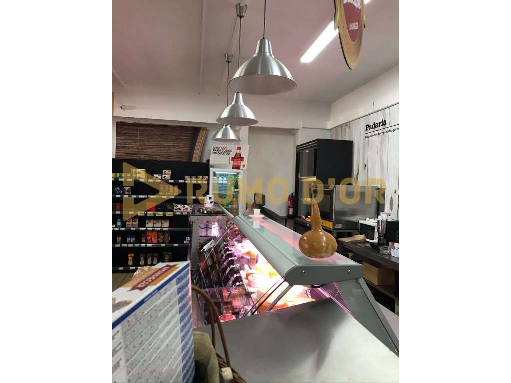 EXCELENTE OPORTUNIDADE DE NEGÓCIO - TRESPASSE DE SUPERMERCADO
Merc...-10