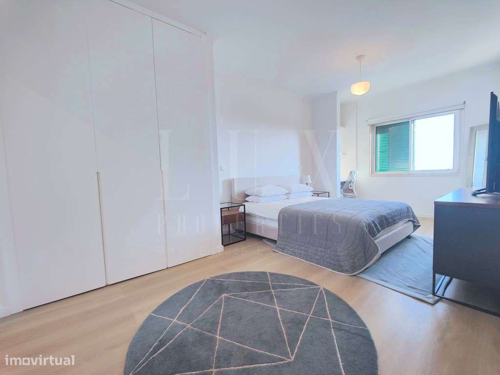 PENTHOUSE T5 DE LUXO COM VISTA FRONTAL DE MAR NO CENTRO DO ESTORIL-39