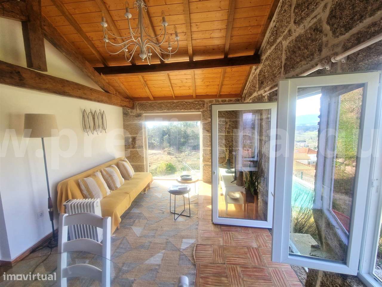 Moradia em pedra, totalmente restaurada, Vila Nova de Cerveira - Grande imagem: 2/16