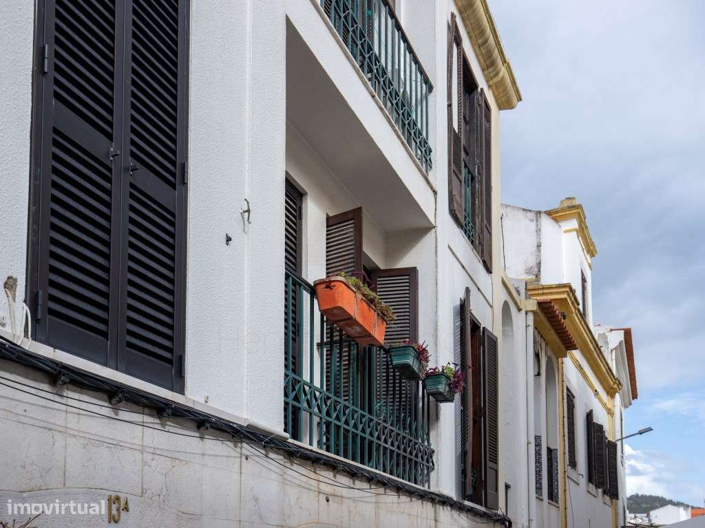 EXCLUSIVO | Apartamento T2 na 2ª Linha da Praia de Sesimbra - Excel... - Grande imagem: 3/25