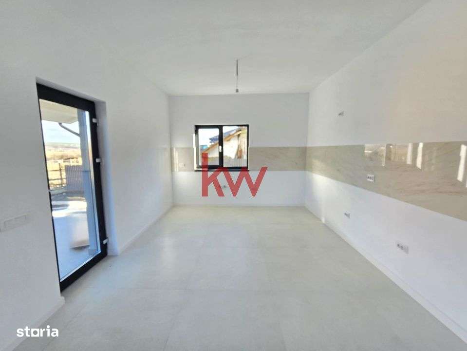 Vila Individuala P+M, 4 Camere, 2 Bai - Letcani, Banu-11