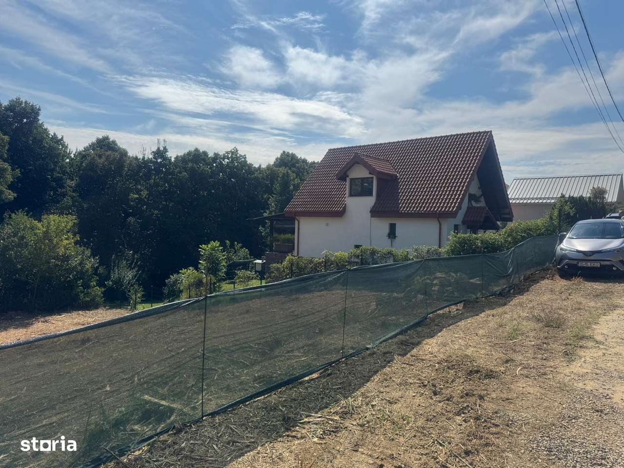 1000 mp Bucium spre Barnova , in padure , intre vile noi-3