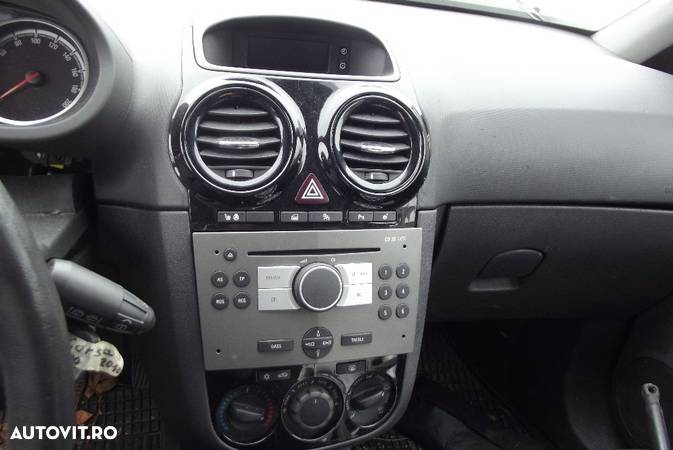 Display Opel Corsa D consola centrala cu display completa dezmembrez - 1