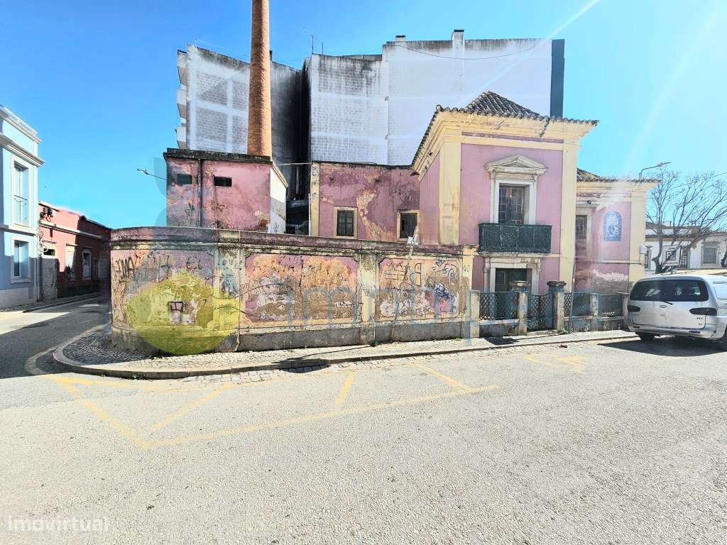 Edifícios em Faro, habitação em 2 pisos+ comércio no RC - Grande imagem: 2/35