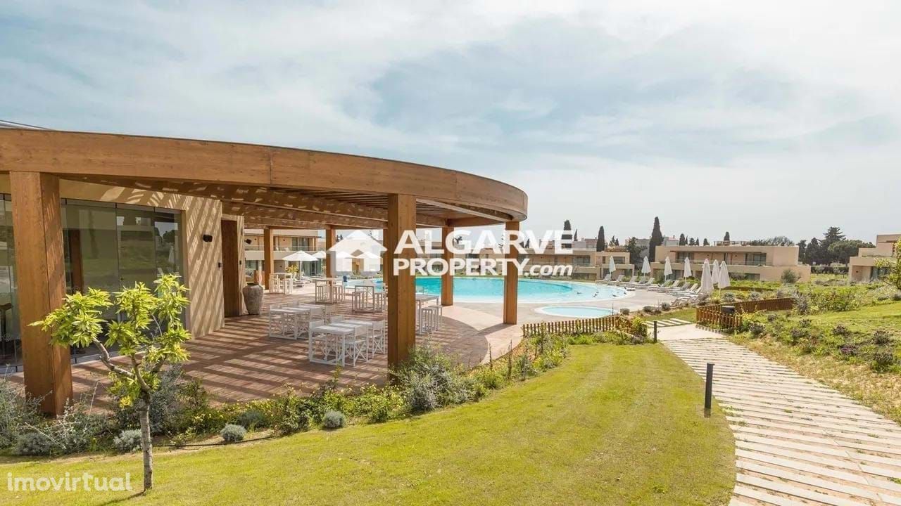 Empreendimento de Luxo T2 em Senhora da Rocha - Porches -  Algarve